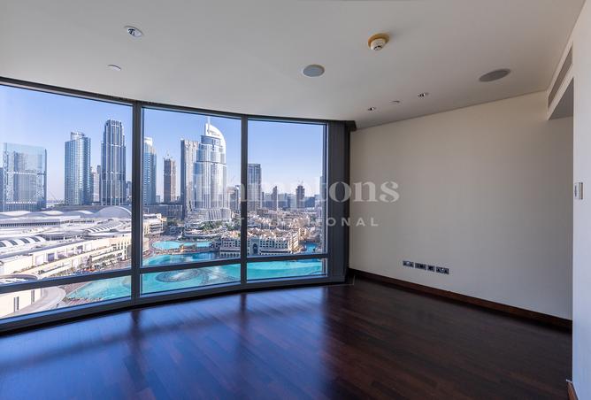 Unfurnished | Fountain View | Vacant Ready photo 3