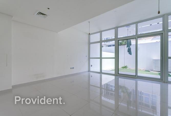 76994035 - Property Main Image