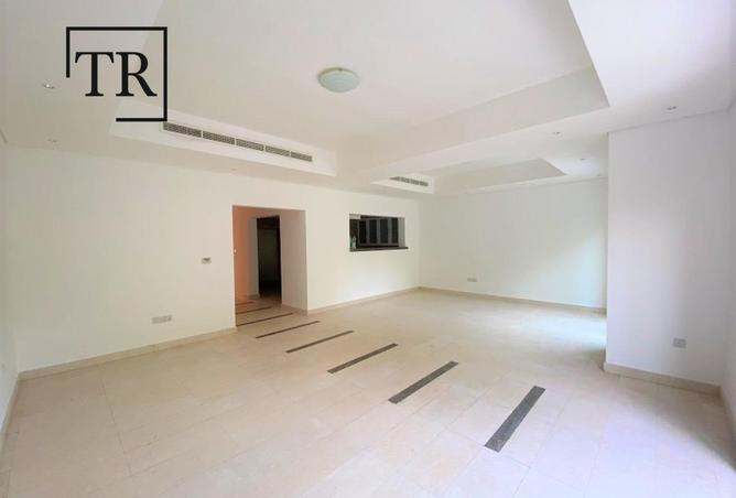 15085278 - Property Image 2