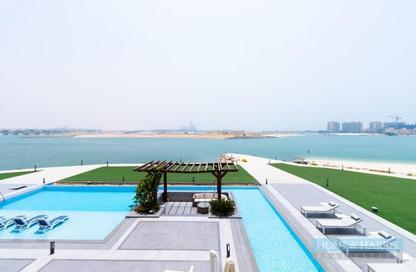 Villa - 5 Bedrooms - 6 Bathrooms for sale in Al Hamra Village Villas - Al Hamra Village - Ras Al Khaimah Villa - 5 Bedrooms - 6 Bathrooms for sale in Al Hamra Village Villas - Al Hamra Village - Ras Al Khaimah