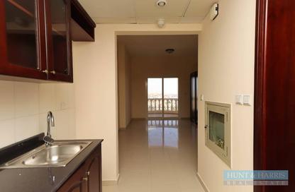 Apartment - Studio - 1 for rent in Royal Breeze 5 - Royal Breeze - Al Hamra Village - Ras Al Khaimah