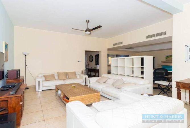 71900943 - Property Image 2