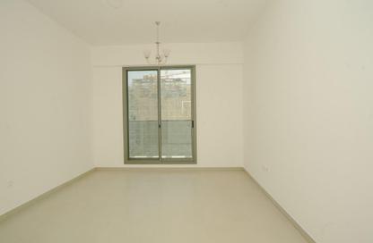 Apartment - 1 Bedroom - 2 Bathrooms for rent in Belle Vue Building - International City Phase 2 - Al Warsan 4 - Al Warsan - Dubai