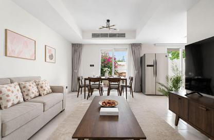 Villa - 2 Bedrooms - 2 Bathrooms for rent in Springs 5 - The Springs - Dubai