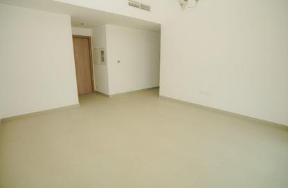 Apartment - 1 Bedroom - 2 Bathrooms for rent in Belle Vue Building - International City Phase 2 - Al Warsan 4 - Al Warsan - Dubai