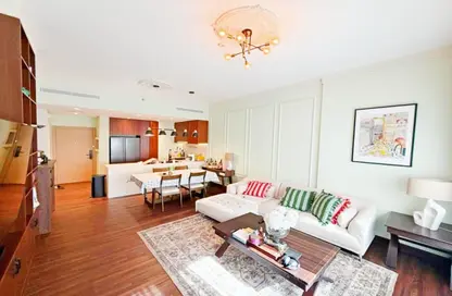 Apartment - 2 Bedrooms - 3 Bathrooms for sale in La Rive Building 4 - La Rive - Port de La Mer - La Mer - Jumeirah - Dubai