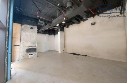Shop - Studio for rent in Dar Al Hai Building - Al Souk Al Kabeer - Bur Dubai - Dubai