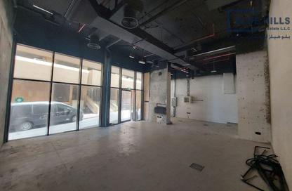 Shop - Studio for rent in Dar Al Hai Building - Al Souk Al Kabeer - Bur Dubai - Dubai