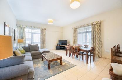 Apartment - 2 Bedrooms - 2 Bathrooms for rent in Al Ghaf 3 - Al Ghaf - Greens - Dubai