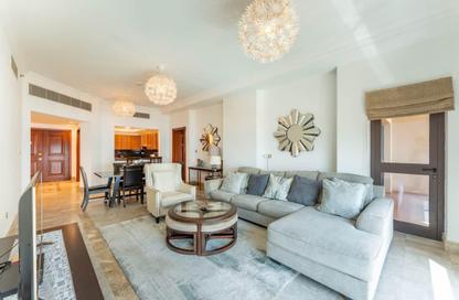 Apartment - 2 Bedrooms - 2 Bathrooms for rent in The Fairmont Palm Residence South - The Fairmont Palm Residences - Palm Jumeirah - Dubai