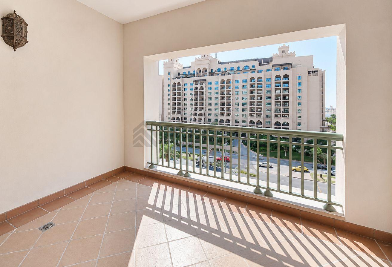 Spacious 2 BR | Prime Location photo 13