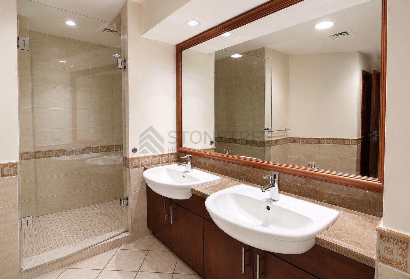 Spacious 2 BR | Prime Location photo 9