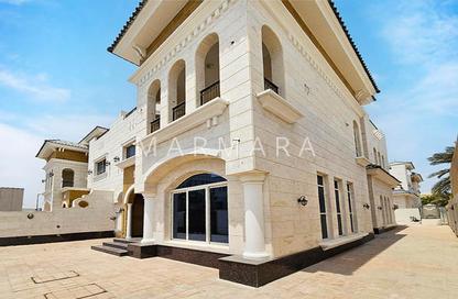 Villa - 4 Bedrooms - 5 Bathrooms for rent in Umm Suqeim 2 Villas - Umm Suqeim 2 - Umm Suqeim - Dubai