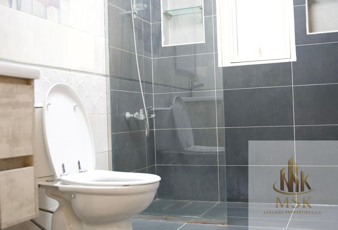 6 BR Villa with Private Garden in Al Quoz photo 15