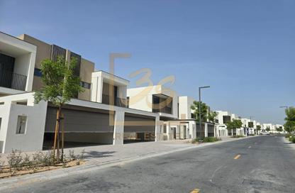 Villa - 4 Bedrooms - 5 Bathrooms for rent in Tilal Al Furjan - Al Furjan - Dubai