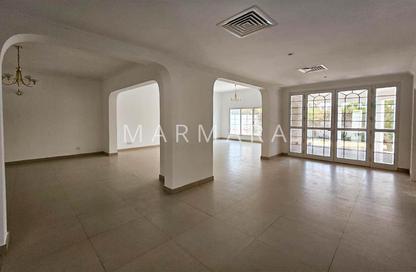 Villa - 4 Bedrooms - 5 Bathrooms for rent in Umm Suqeim 1 Villas - Umm Suqeim 1 - Umm Suqeim - Dubai