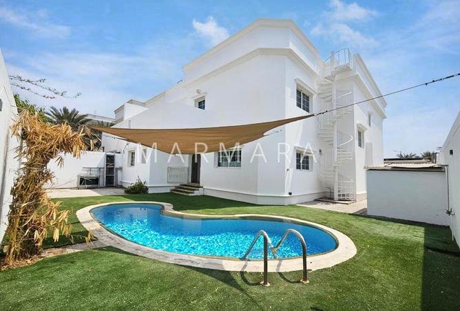 53572401 - Property Main Image