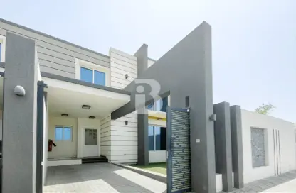 فيلا - 3 غرف نوم - 4 حمامات للايجار في خزام - رأس الخيمة