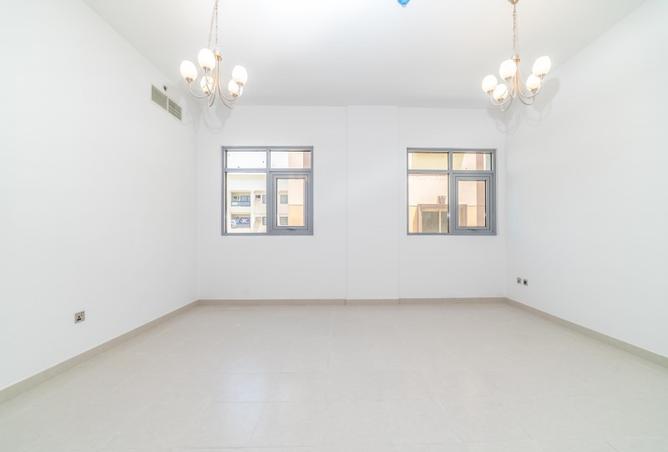 13992700 - Property Image 2