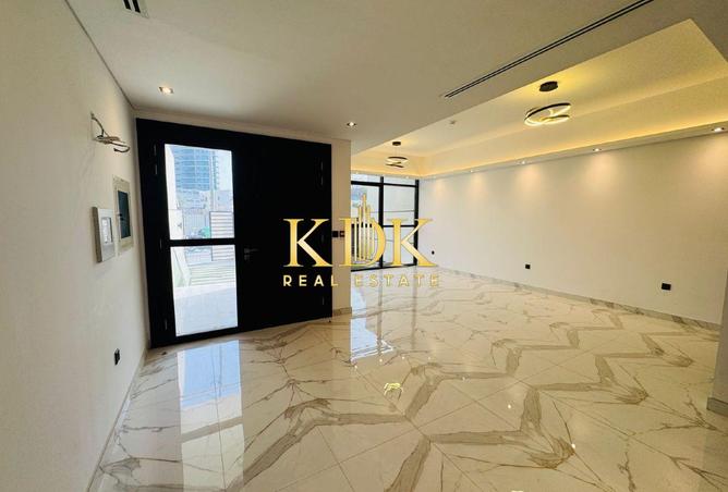 81116148 - Property Image 2