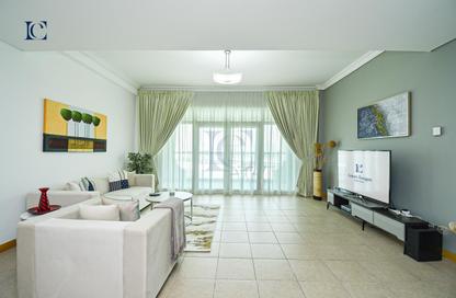 Apartment - 1 Bedroom - 2 Bathrooms for rent in Al Nabat - Shoreline Apartments - Palm Jumeirah - Dubai