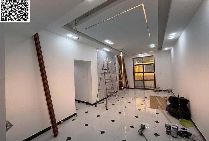 100429844 - Property Image 3