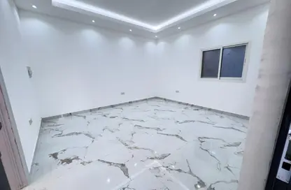 شقة - غرفة نوم - 1 حمام للايجار في مدينة الرياض - أبوظبي شقة - غرفة نوم - 1 حمام للايجار في مدينة الرياض - أبوظبي