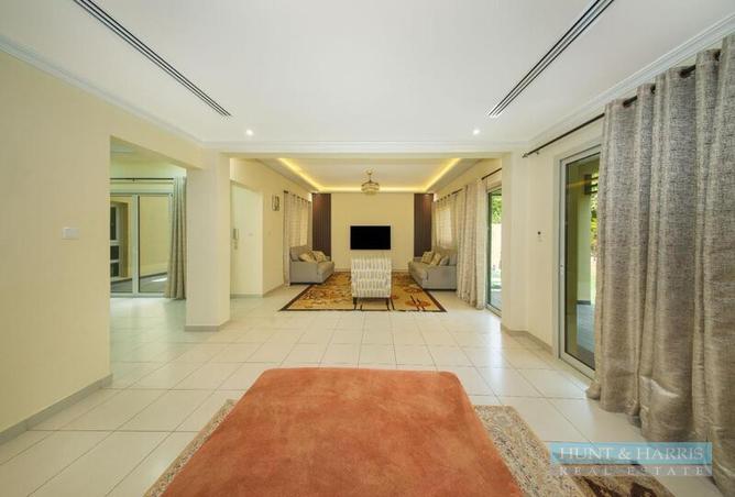 126083843 - Property Image 2