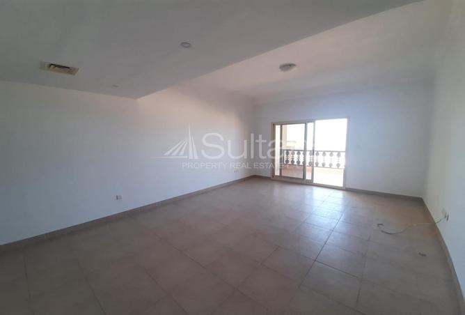 14682103 - Property Image 2