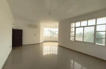 شقة - 3 غرف نوم - 5 حمامات للايجار في الحبووي - المرخانية - العين