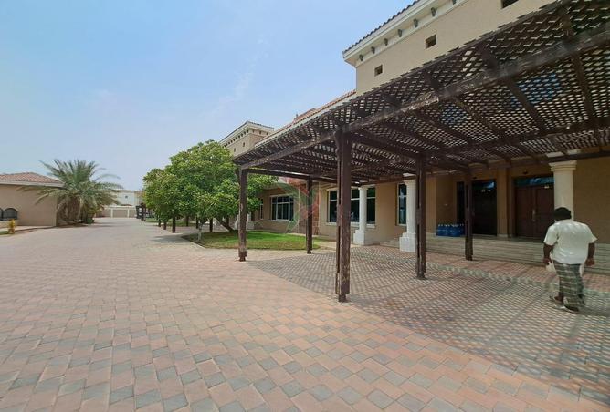 12095773 - Property Image 2