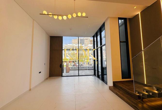 81116136 - Property Main Image