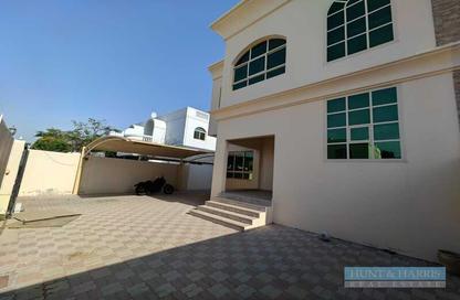 Villa - 3 Bedrooms - 5 Bathrooms for rent in Khuzam - Ras Al Khaimah