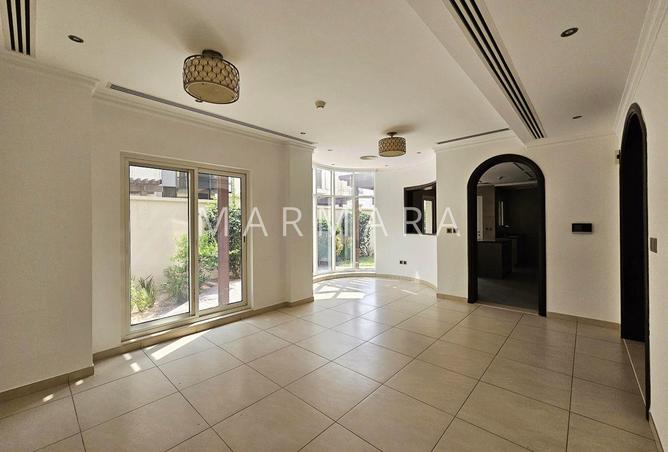 15058700 - Property Image 3