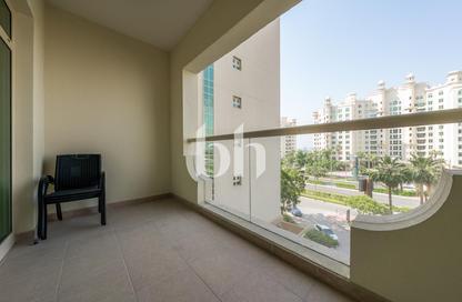 Apartment - 2 Bedrooms - 3 Bathrooms for sale in Al Hallawi - Shoreline Apartments - Palm Jumeirah - Dubai