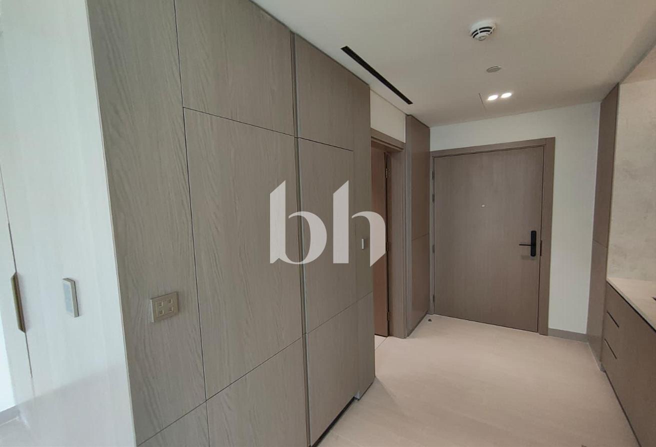 Spacious Open-Layout | Prime Location photo 7
