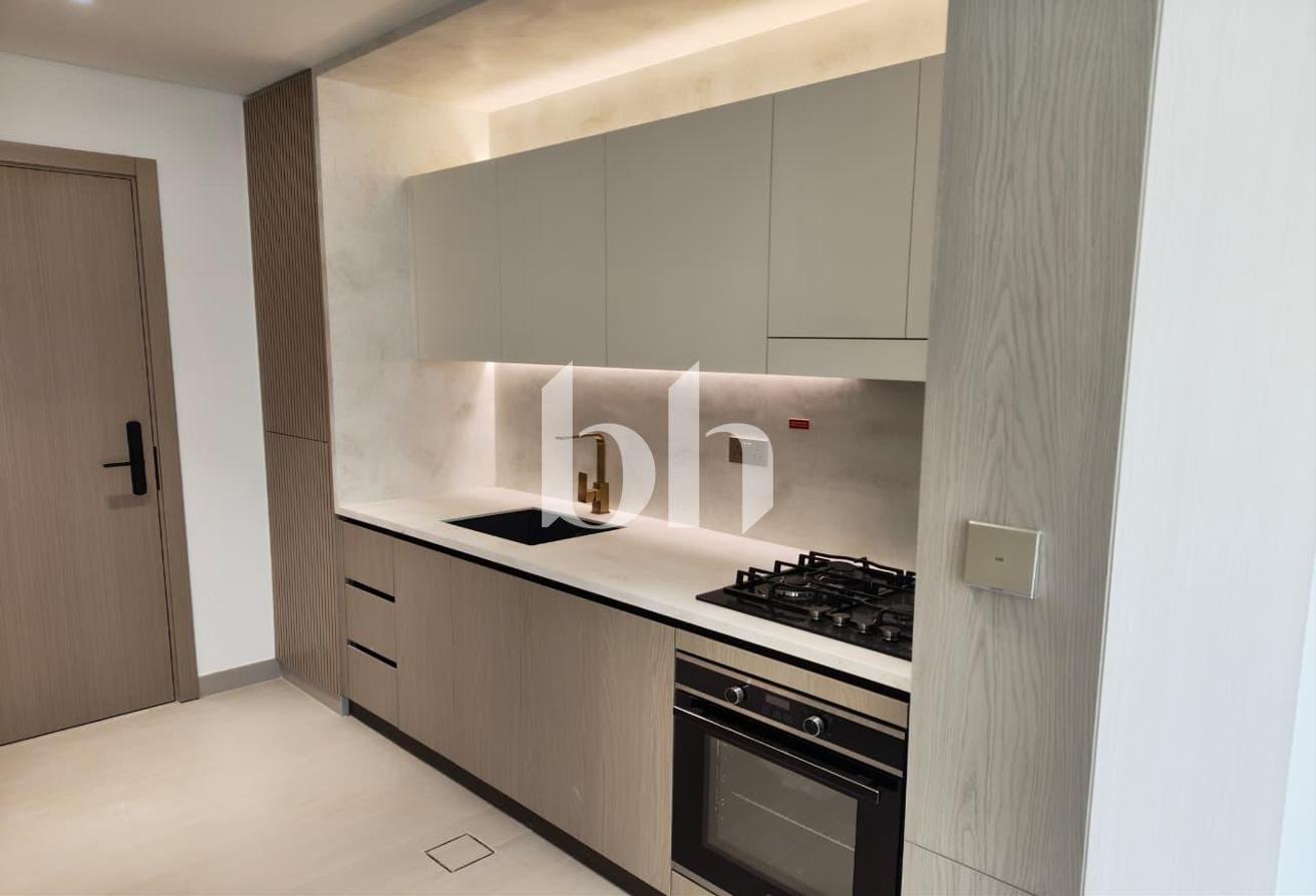Spacious Open-Layout | Prime Location photo 11