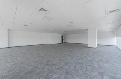 Office Space - 1 Bedroom for rent in Dubai Commercity - Umm Ramool - Dubai