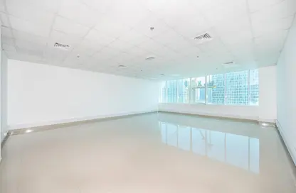 مكتب - غرفة نوم للايجار في كابيتال جولدن تاور - الخليج التجاري - دبي