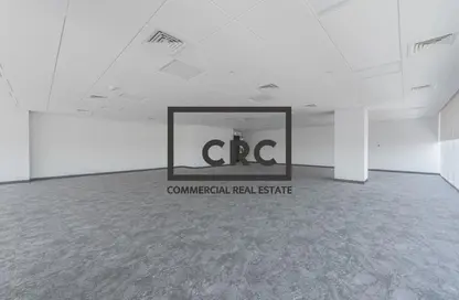 Office Space - 1 Bedroom for rent in Dubai Commercity - Umm Ramool - Dubai