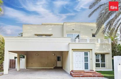 Villa - 4 Bedrooms - 6 Bathrooms for rent in Meadows 9 - Meadows - Dubai