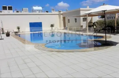 Villa - 5 Bedrooms - 5 Bathrooms for rent in Umm Suqeim 2 - Umm Suqeim - Dubai