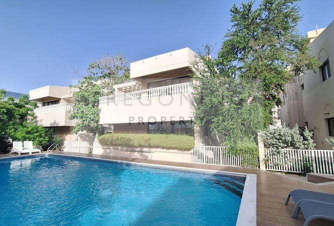 92702177 - Property Image 3