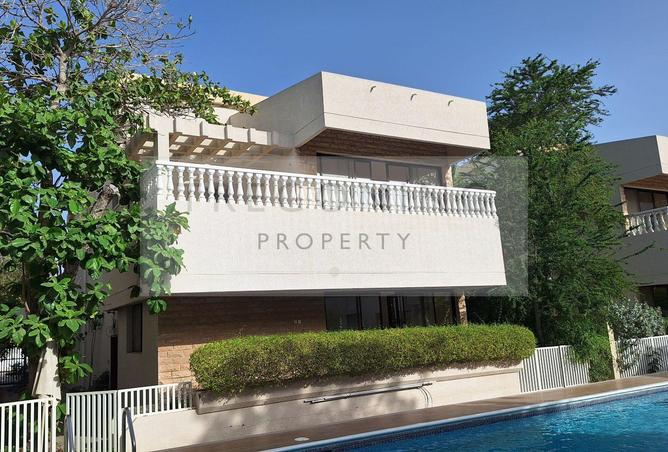 92702177 - Property Main Image