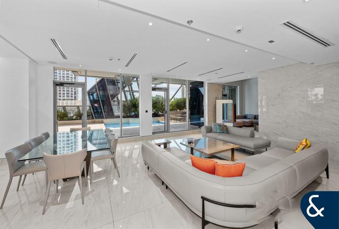 14740001 - Property Image 2