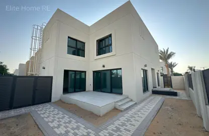 فيلا - 4 غرف نوم - 4 حمامات للبيع في مدينة الشارقة المستدامة - الشارقة