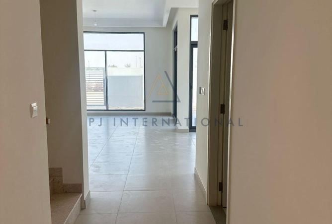 15110354 - صورة العقار 2