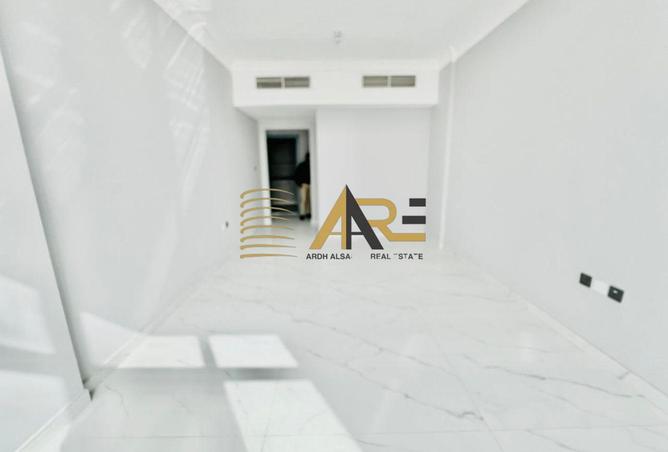 84484353 - Property Image 2