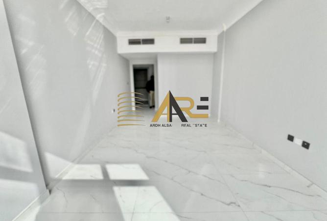 84484349 - Property Image 3