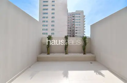 شقة - 1 حمام للايجار في ويستوود من امتياز - الفرجان - دبي